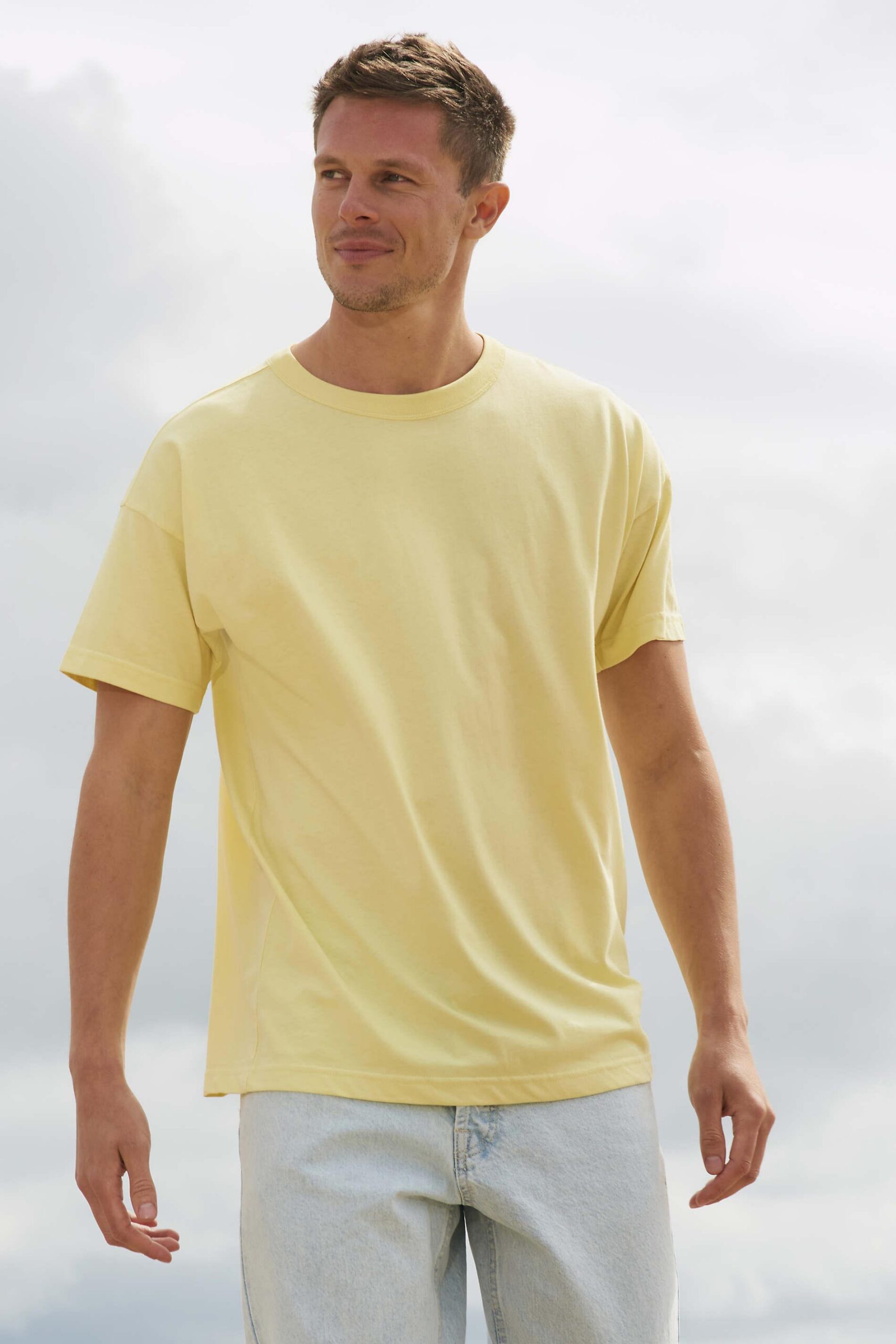 L03806 - T-shirt homme oversize Boxy - Ak. Custom Clothting Solutions