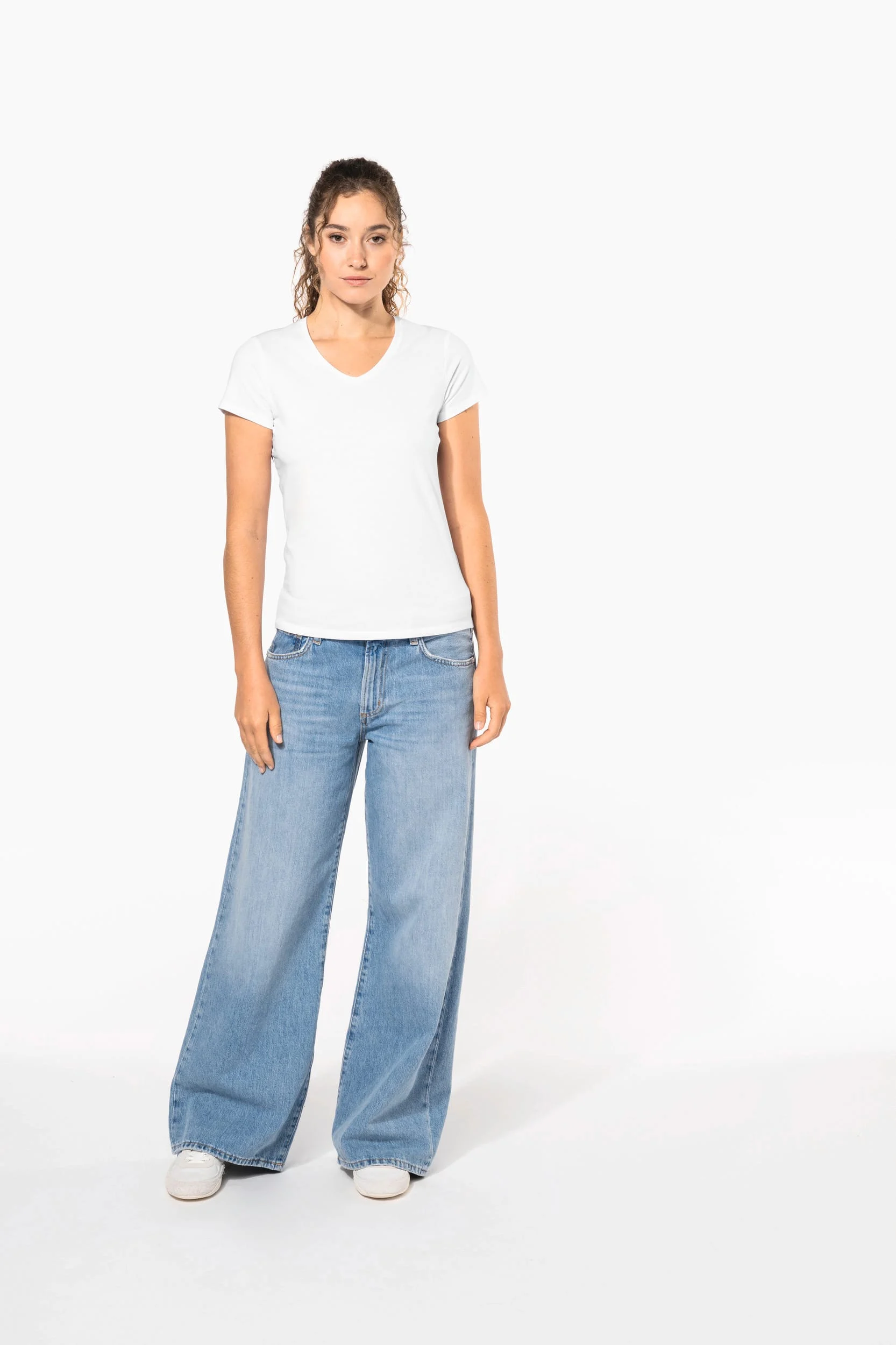 K3015 - T-shirt col V manches courtes femme – Image 13