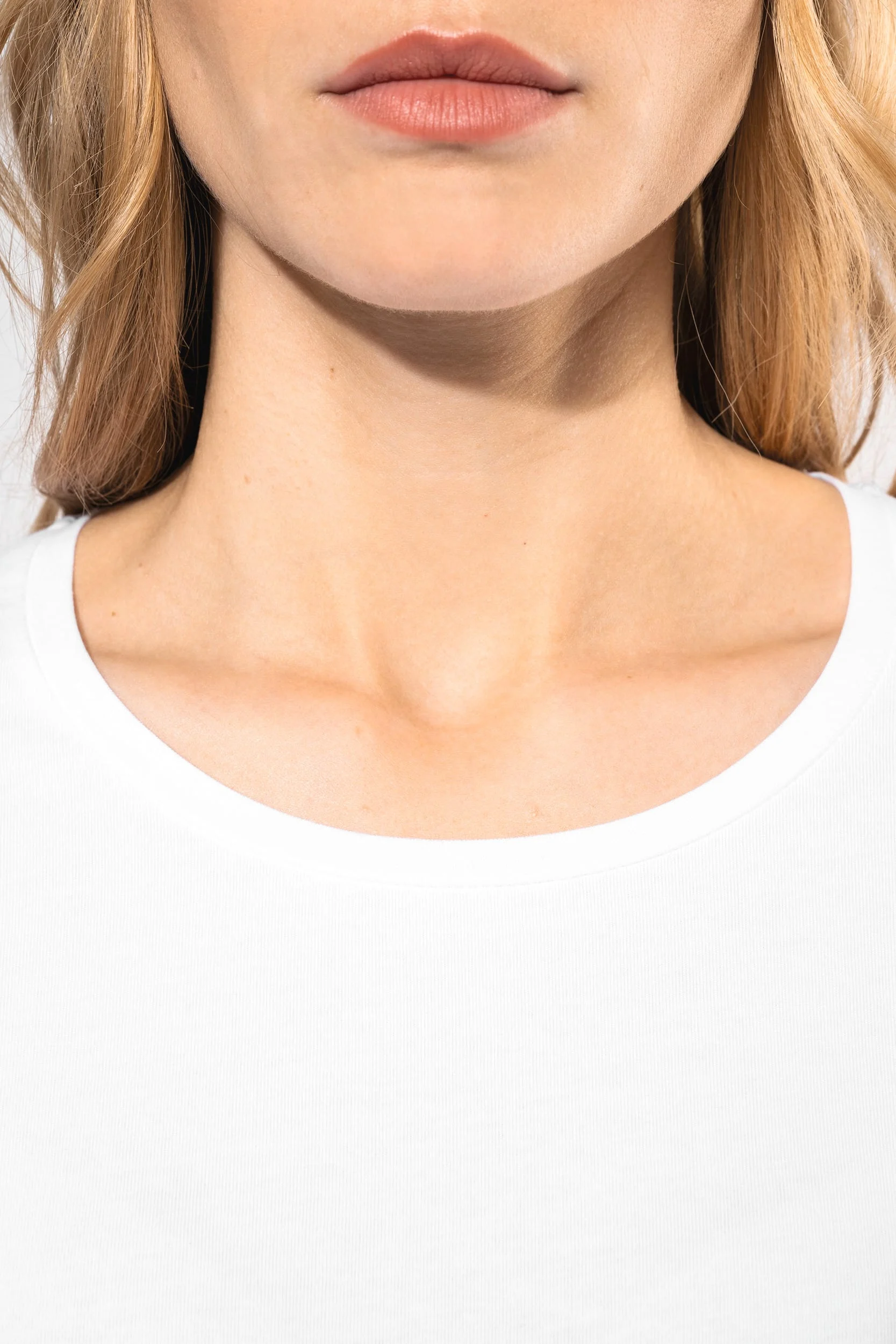 K3017 - T-shirt col rond manches longues femme – Image 3