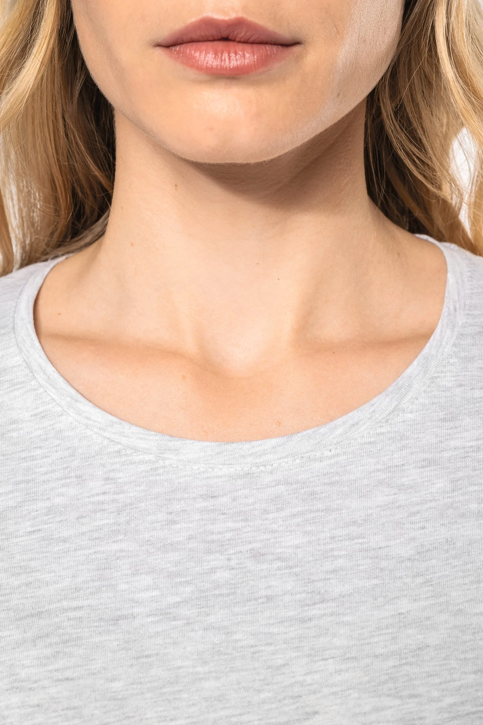 K383 - T-shirt col rond manches longues femme – Image 3