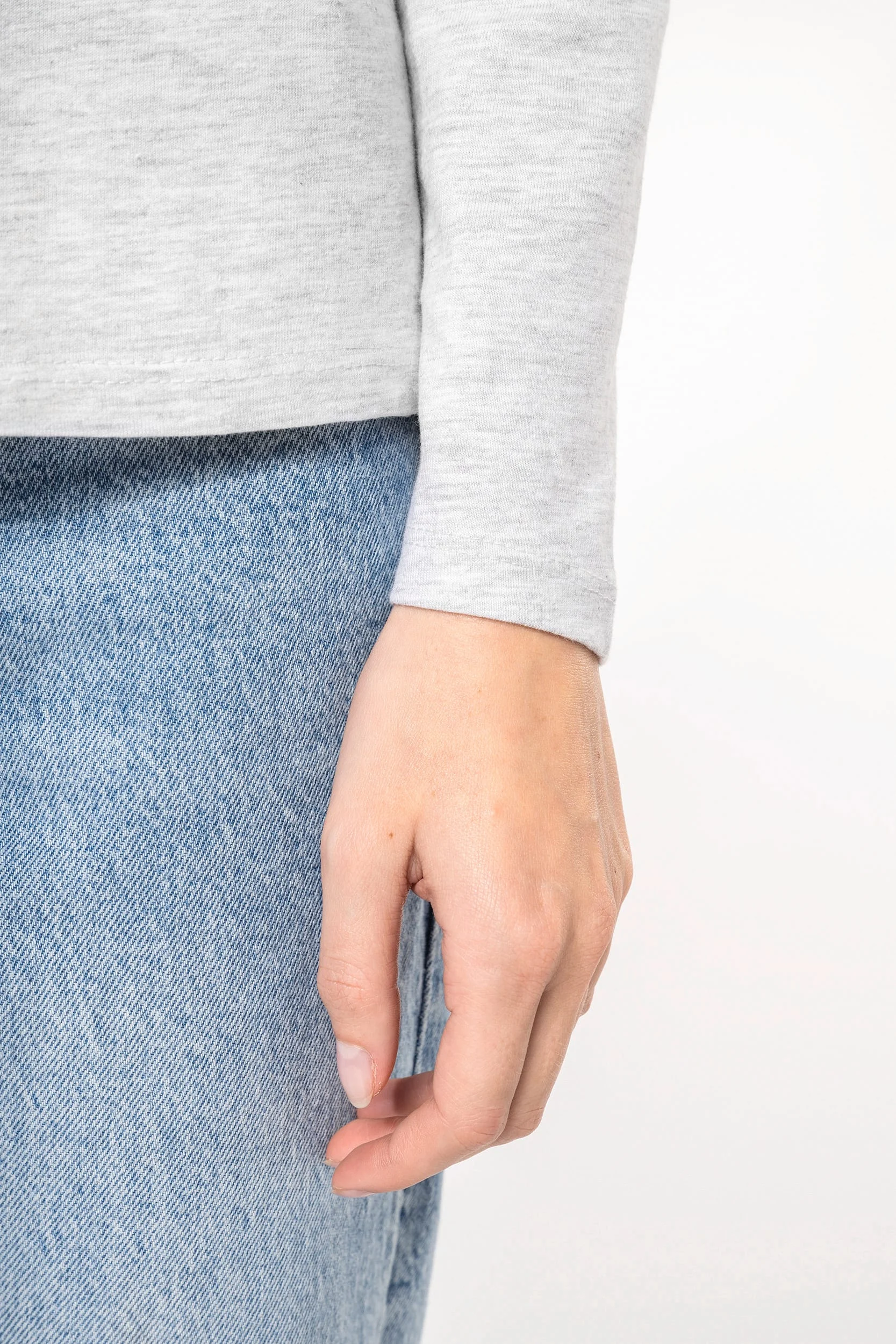 K383 - T-shirt col rond manches longues femme – Image 4