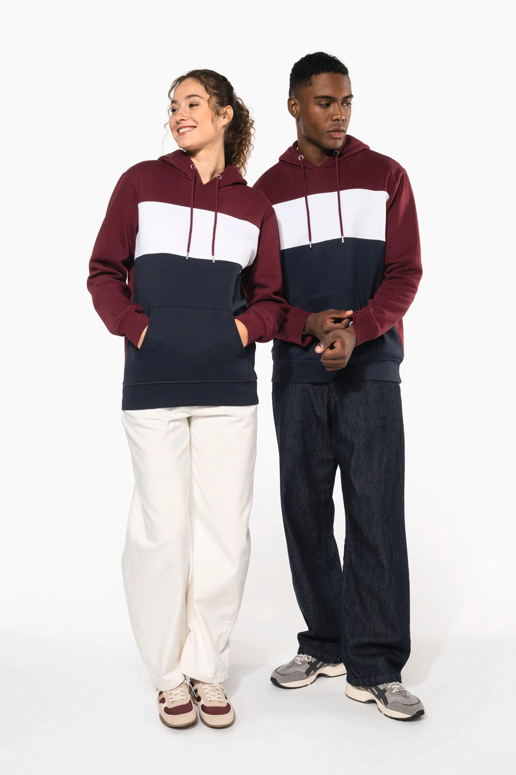 K4016 - Sweat-shirt tricolore à capuche unisexe – Image 12