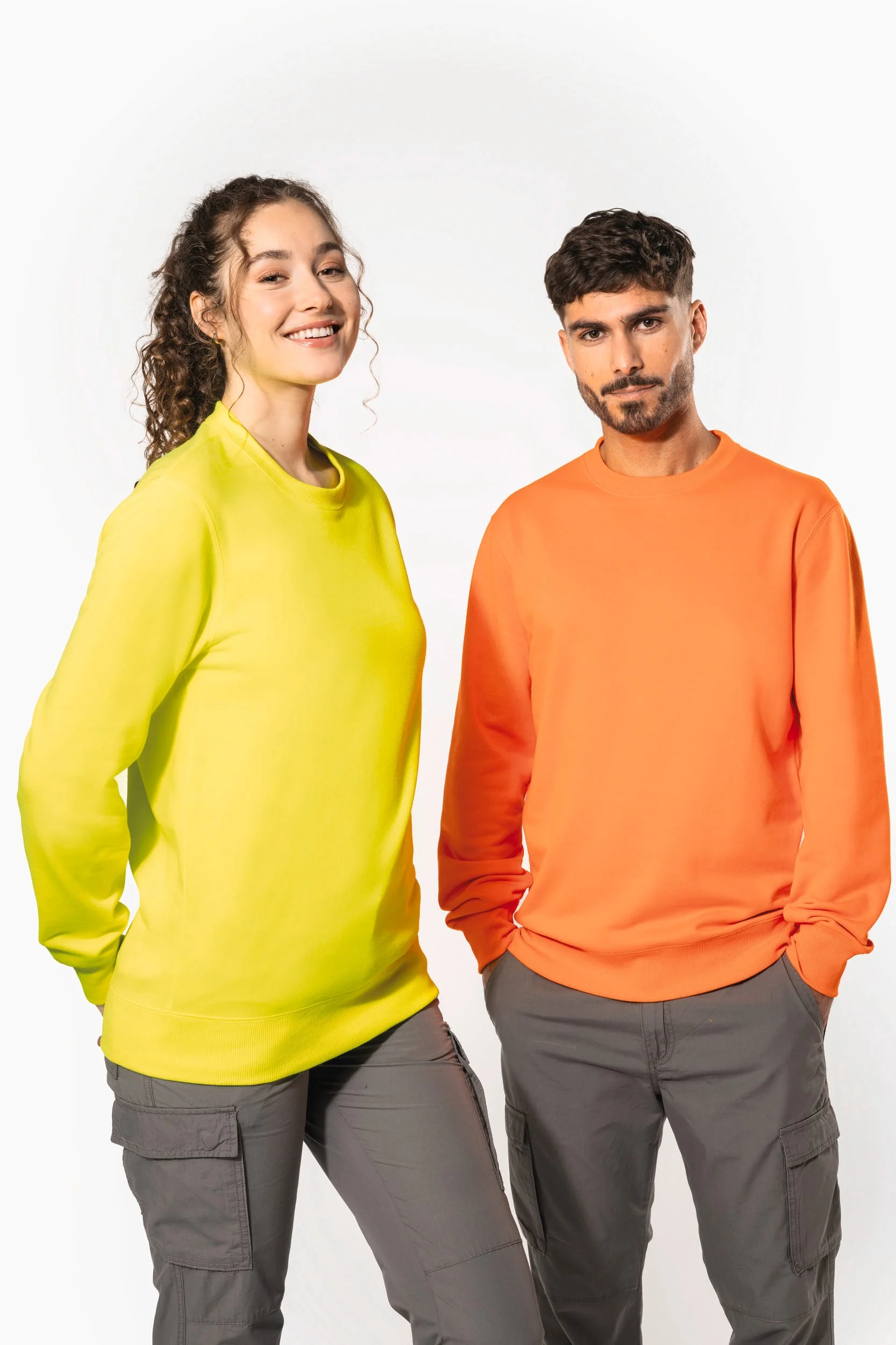 K4040 - Sweat-shirt recyclé col rond unisexe
