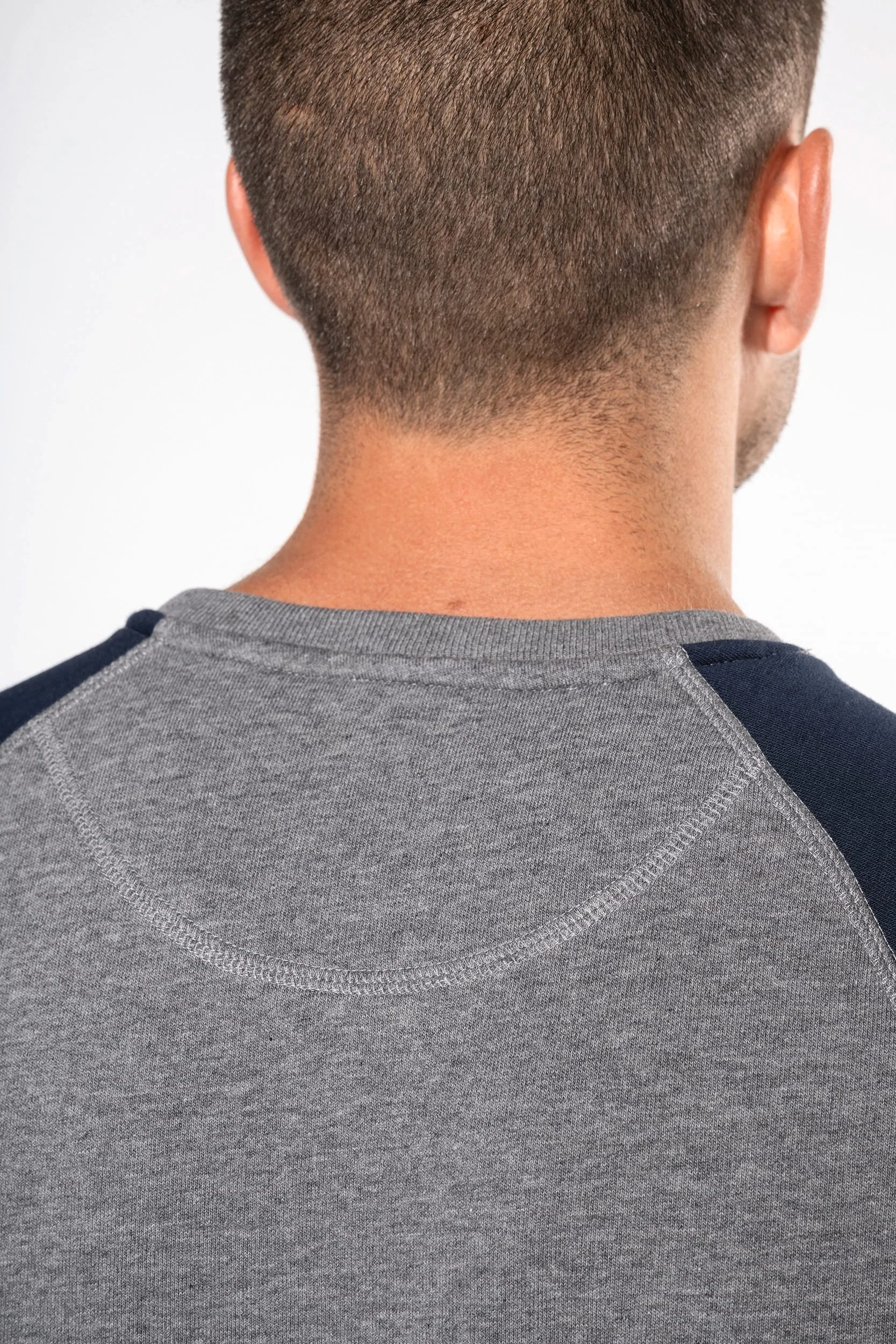 K491 - Sweat-shirt French Terry Bio bicolore col rond manches raglan homme – Image 6