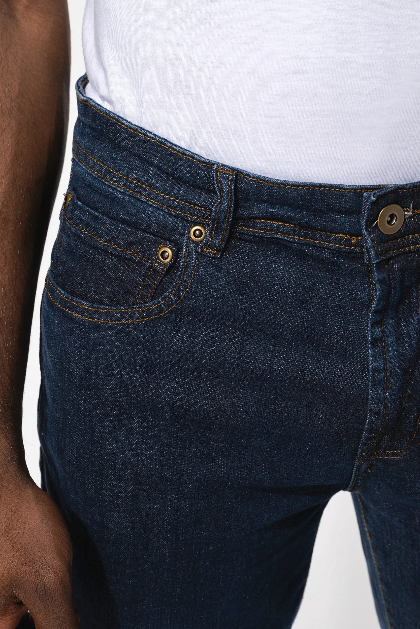K742 - Jean basic homme – Image 3