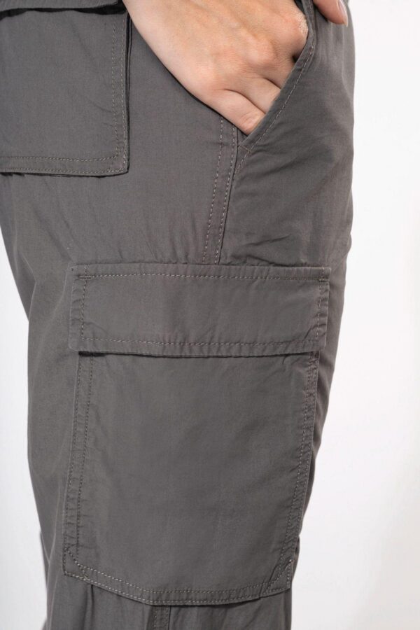 K746 - Pantalon léger multipoches femme – Image 3