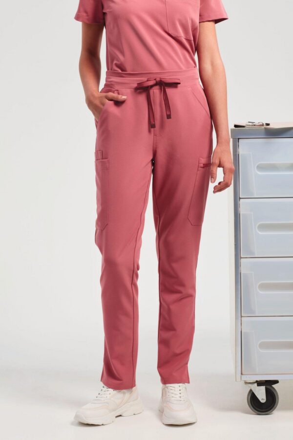NN600 - Pantalon cargo stretch femme
