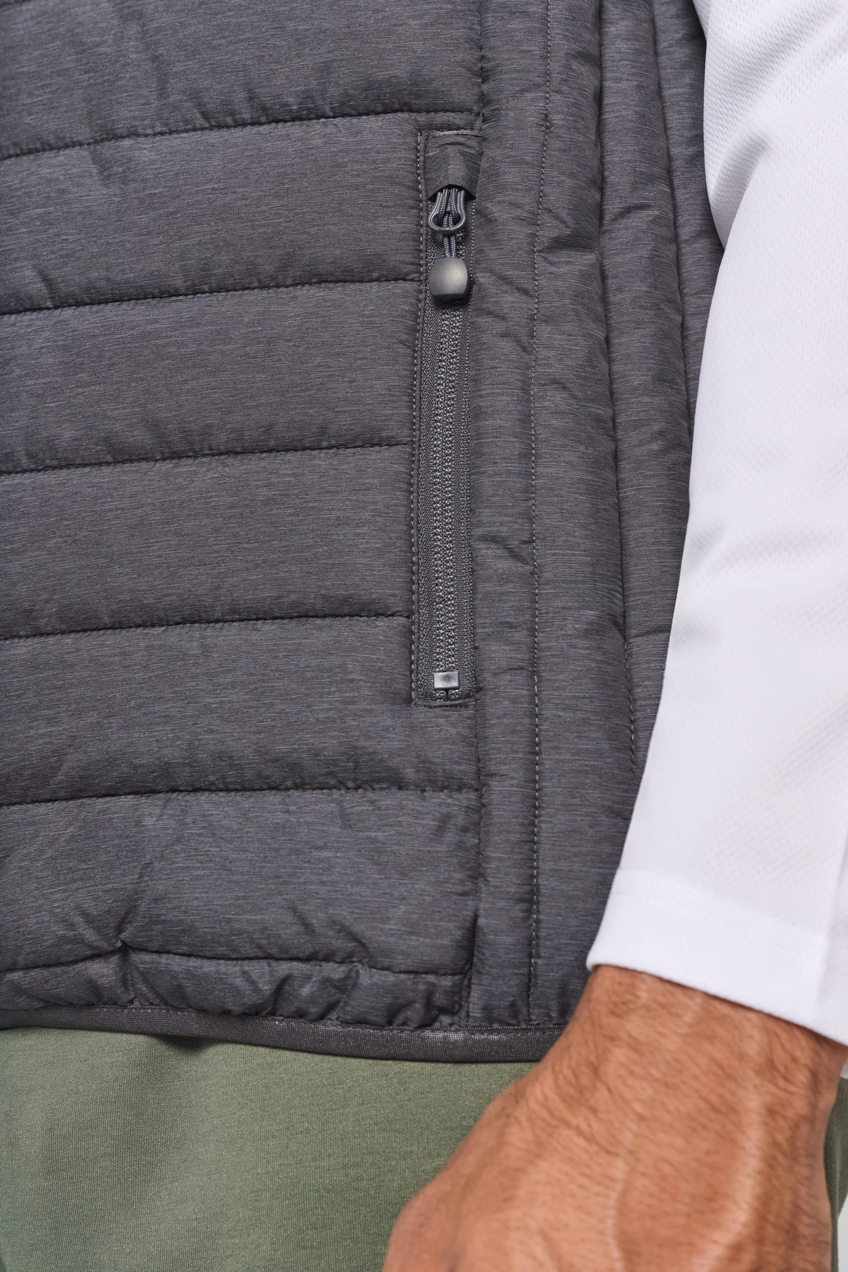 PA237 - Bodywarmer à capuche – Image 10