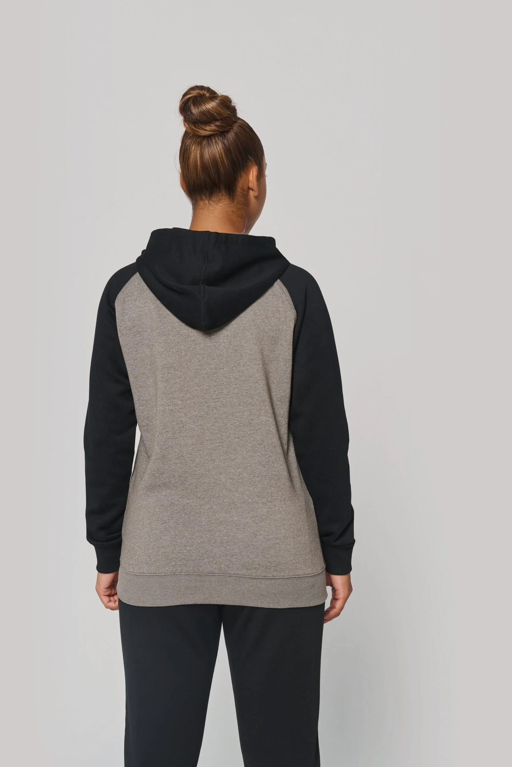 PA369 - Sweat-shirt à capuche bicolore unisexe – Image 5