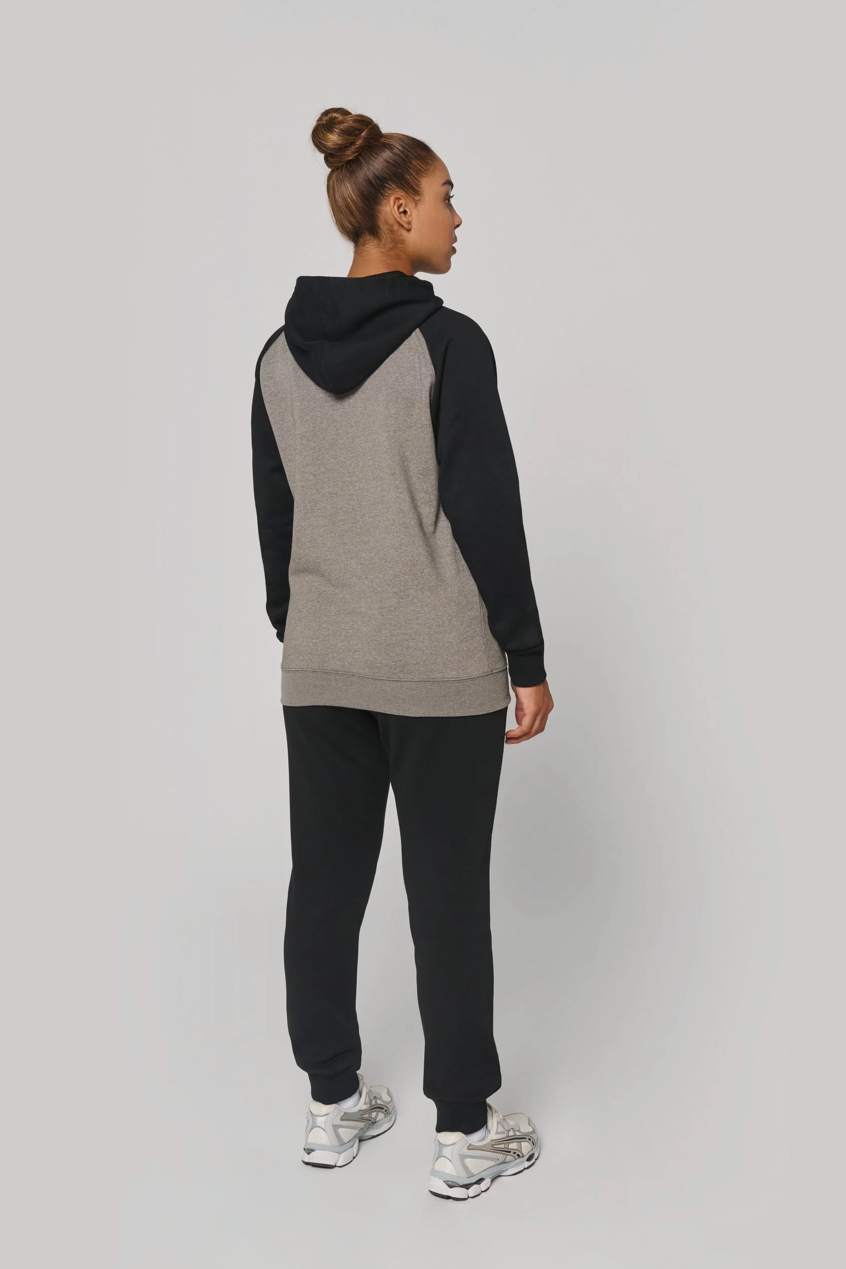 PA369 - Sweat-shirt à capuche bicolore unisexe – Image 9