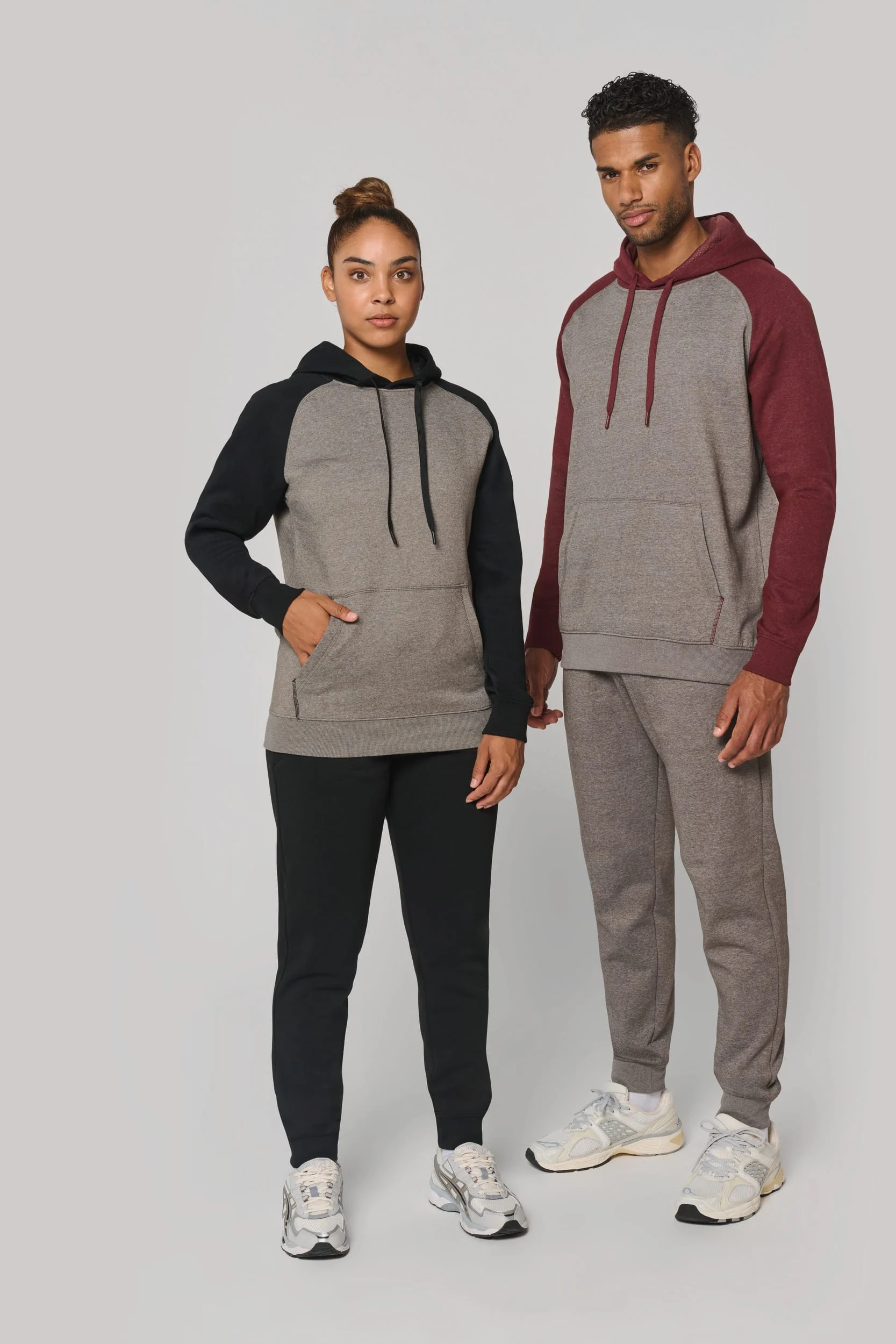 PA369 - Sweat-shirt à capuche bicolore unisexe – Image 10