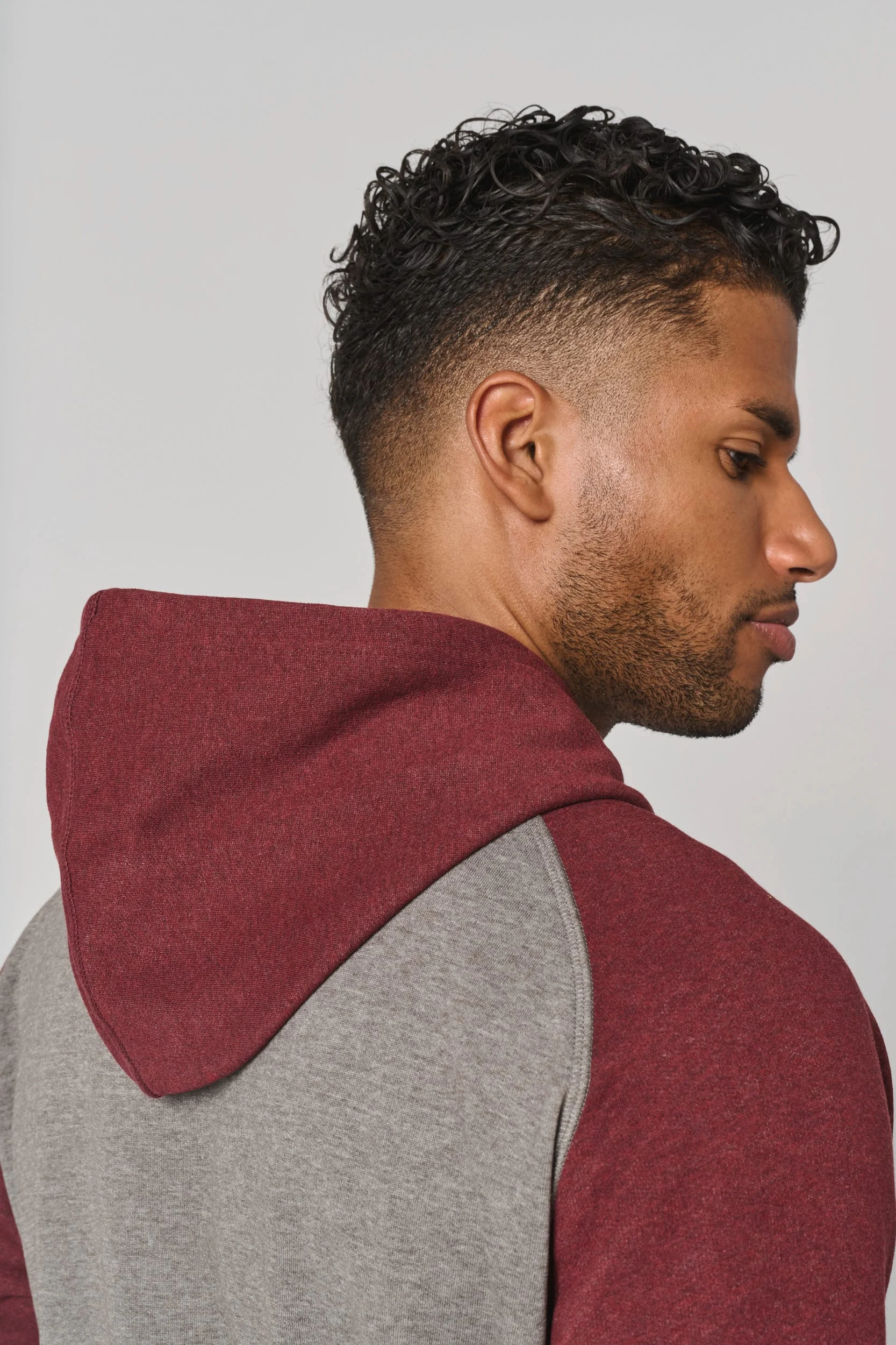 PA369 - Sweat-shirt à capuche bicolore unisexe – Image 12