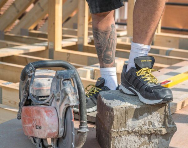 R348X - Chaussures de sécurité lightweight safety trainer