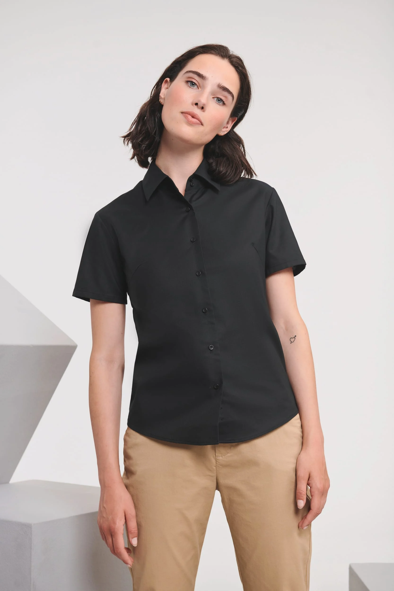 RU933F - Chemise femme manches courtes Oxford
