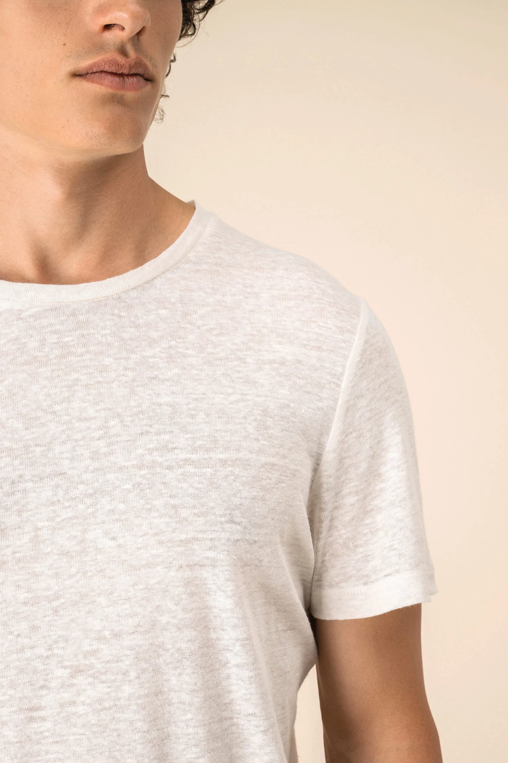 SP320 - T-shirt en lin homme – Image 7