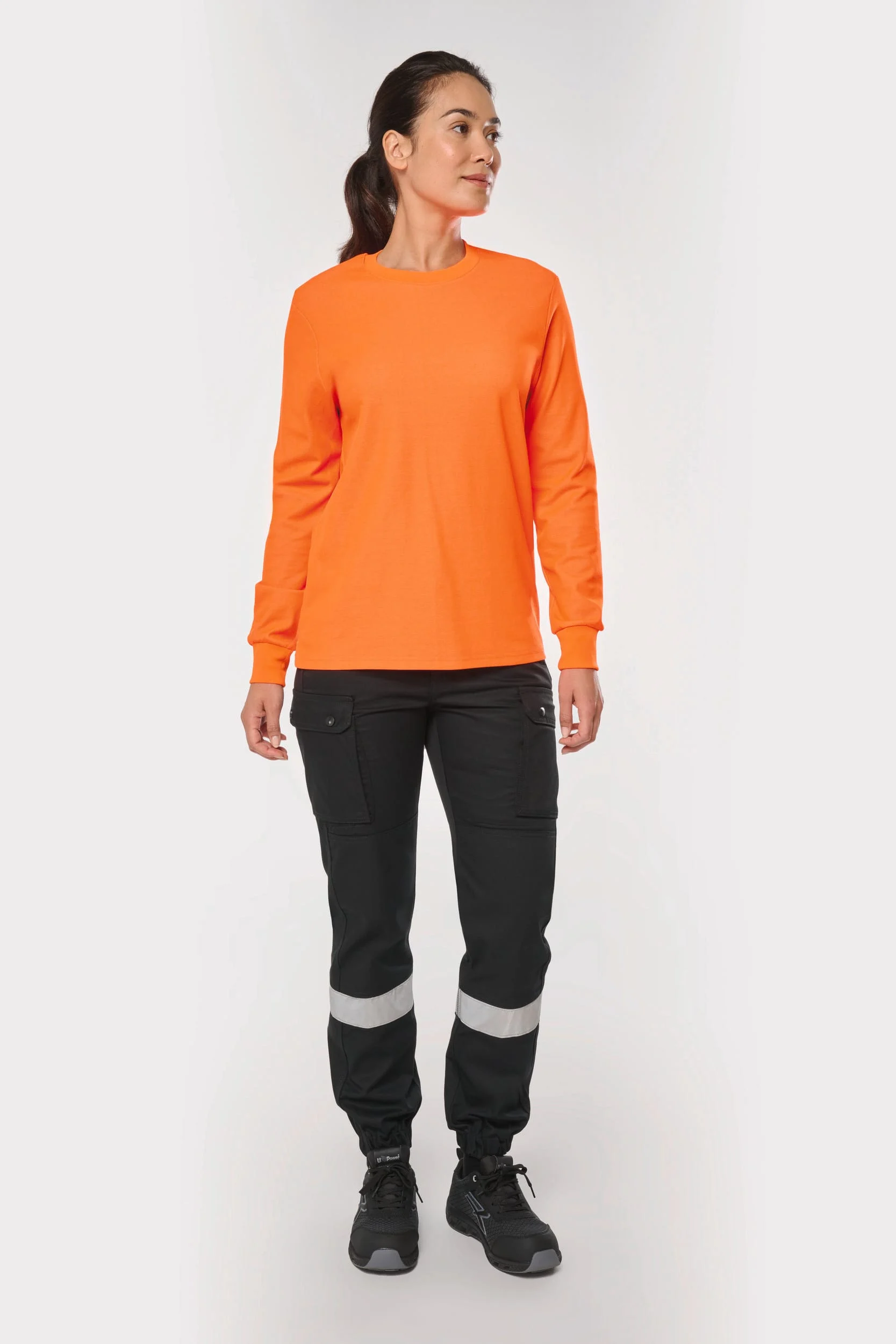 WK712 - Pantalon cargo unisexe avec bas élastiqué et bande réfléchissante – Image 9
