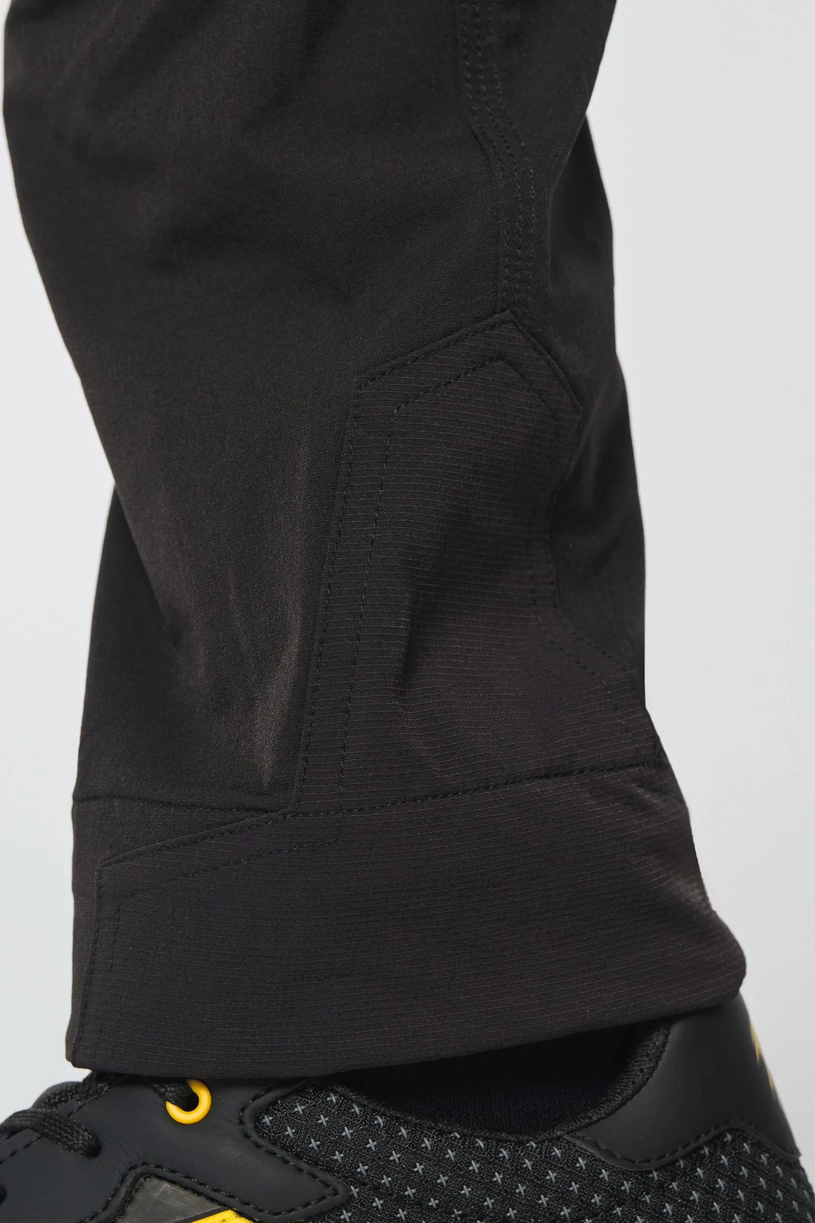 WK746 - Pantalon stretch recyclé multipoches unisexe – Image 17