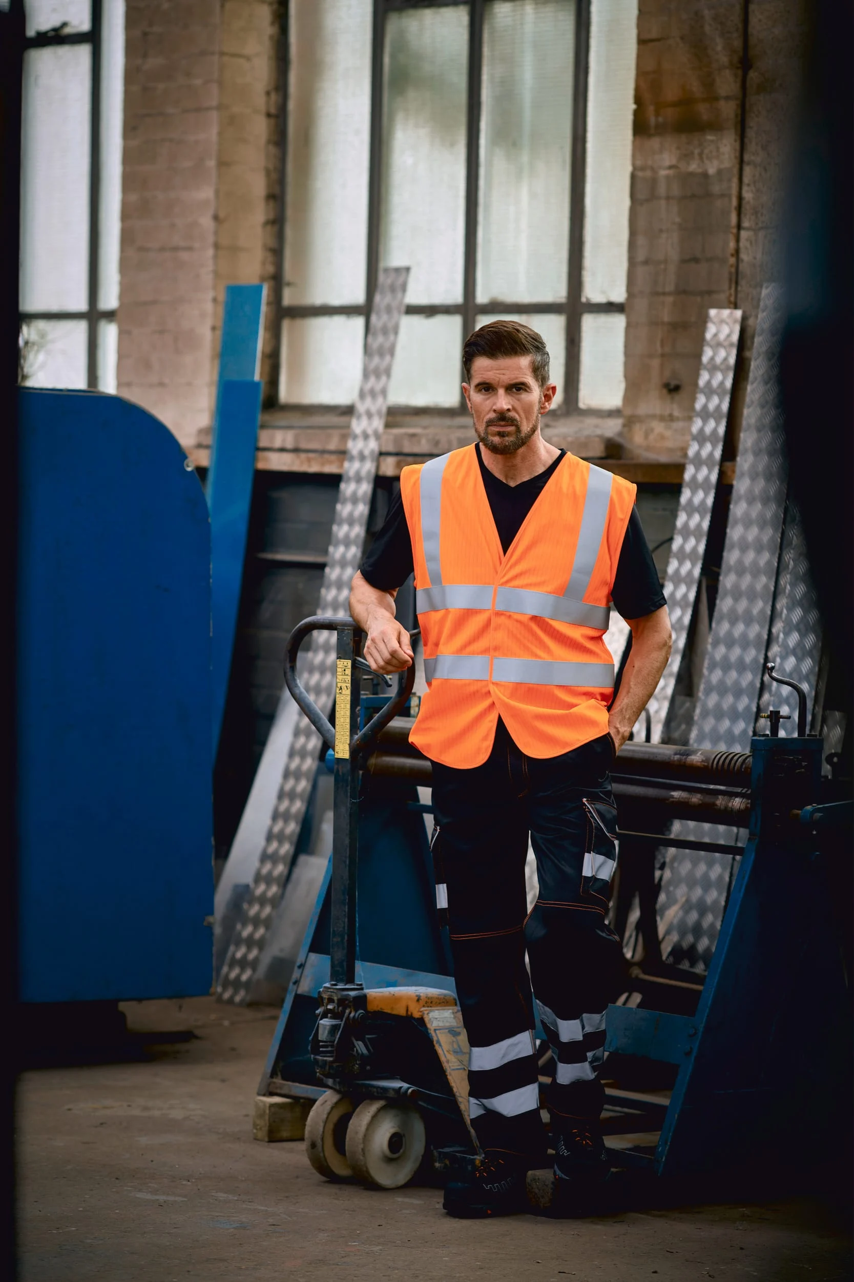 YHVW100ASFR - Gilet haute visibilité, LSF (chaleur et flamme) & antistatique – Image 2