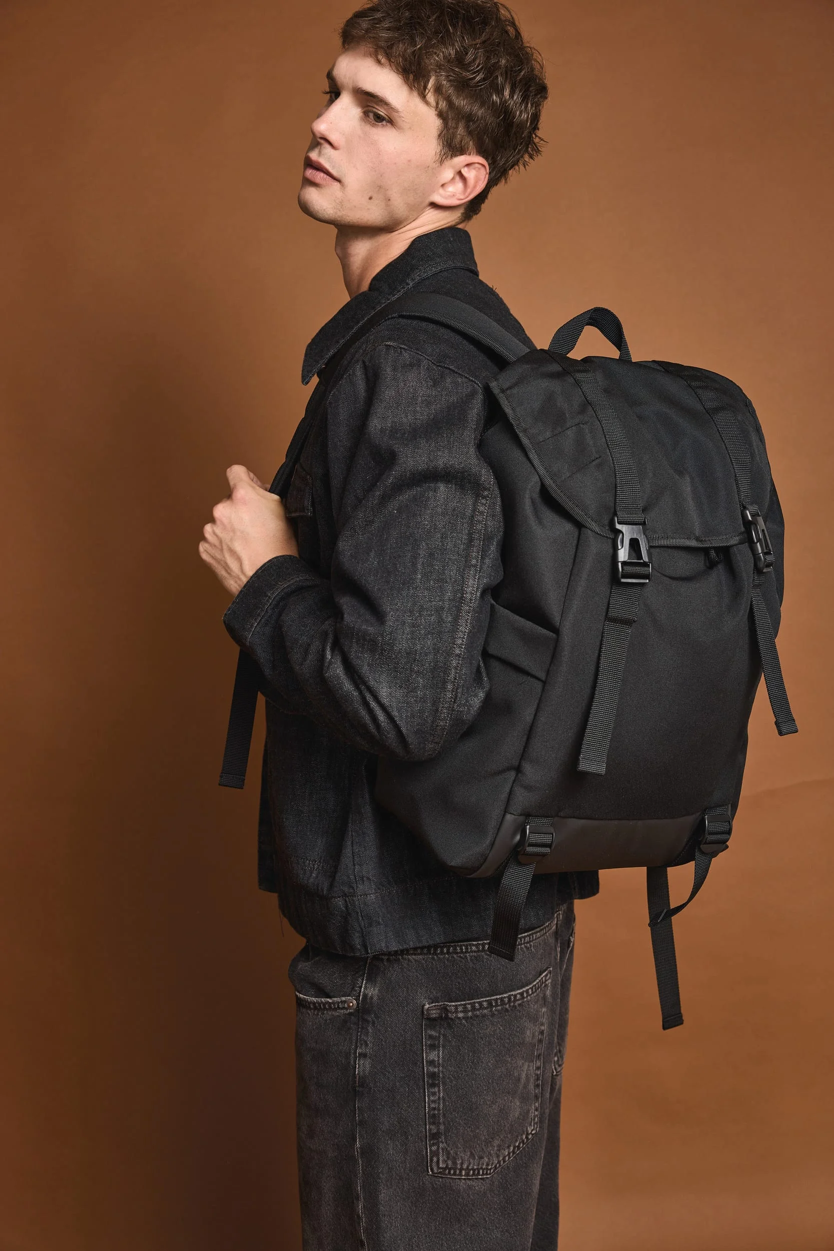 KI0190 - Sac à dos de sport casual