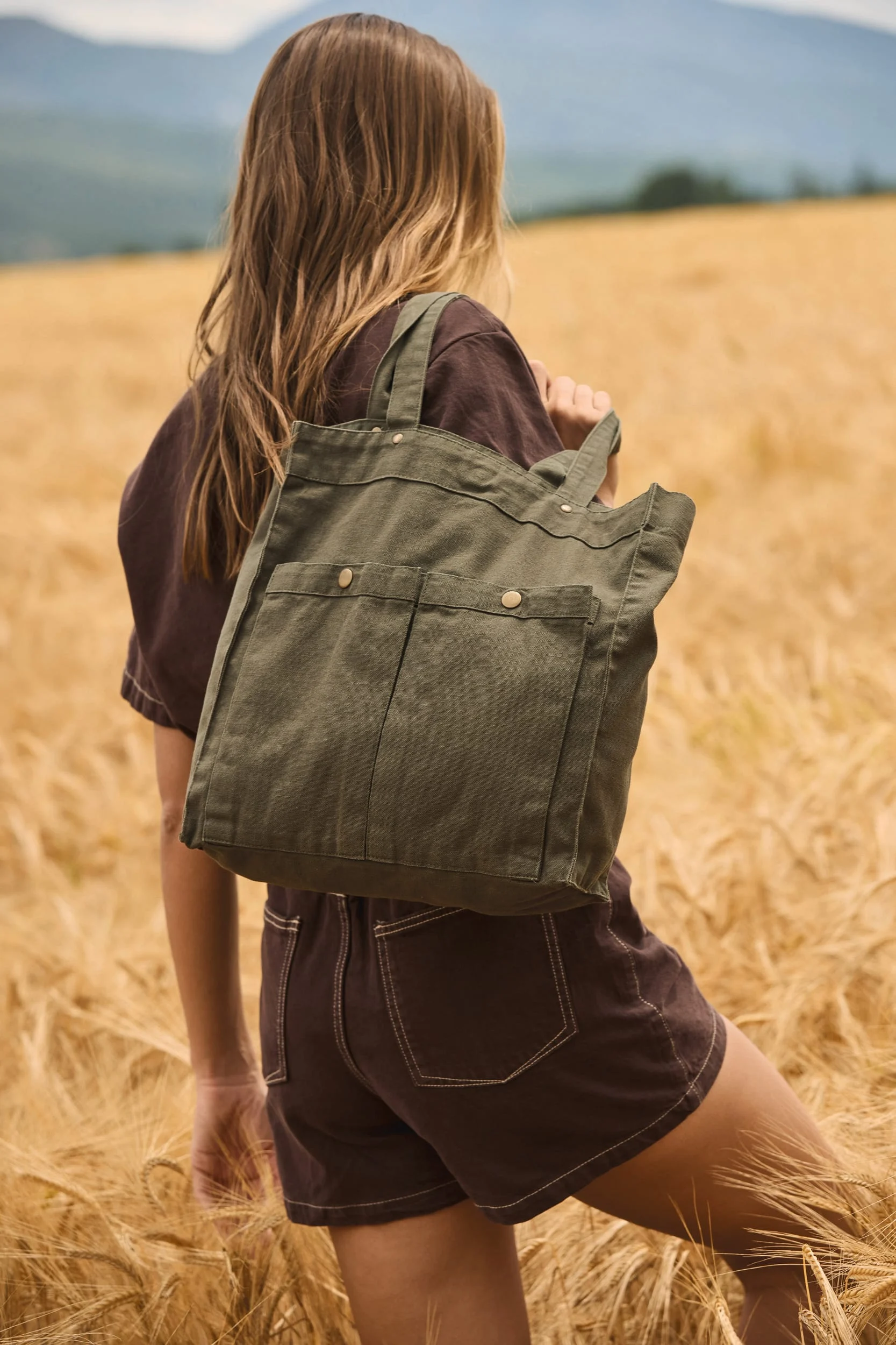 KI3215 - Sac à main à double poche frontale – Image 2