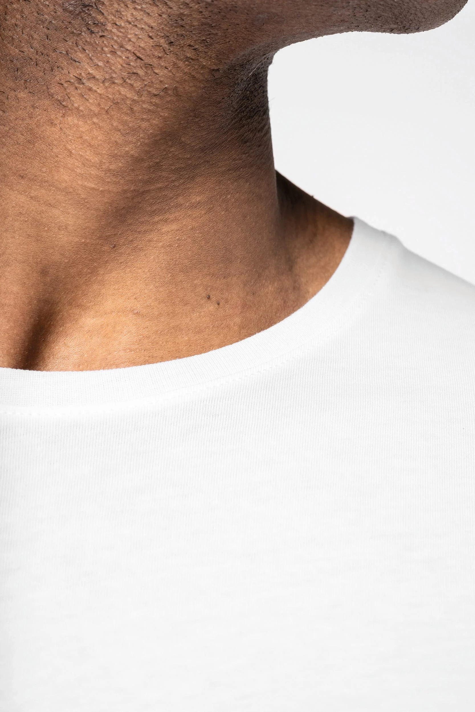 NS331 - T-shirt écoresponsable bas arrondi homme – Image 5