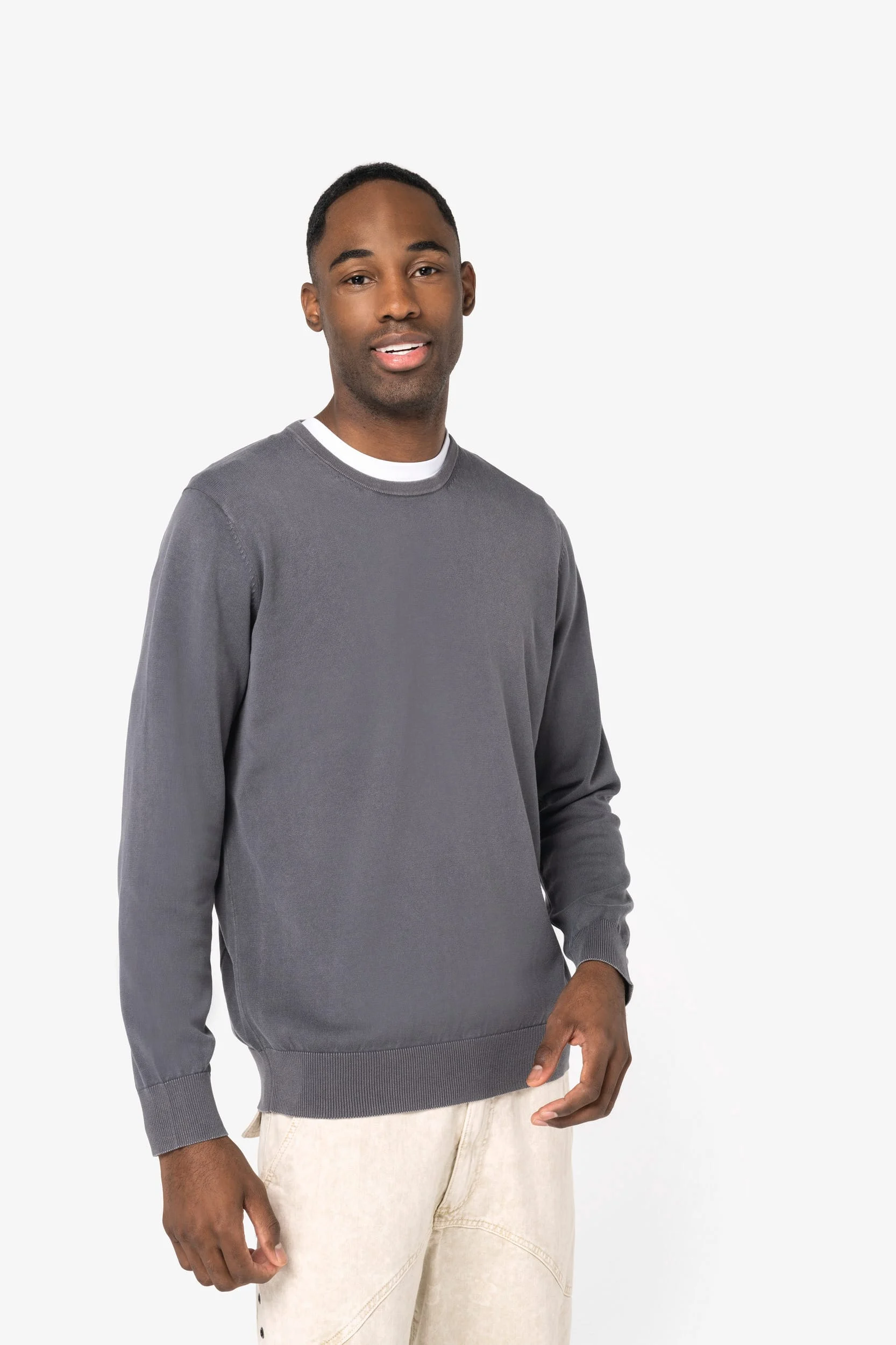 NS914 - Pull écoresponsable délavé à col rond homme