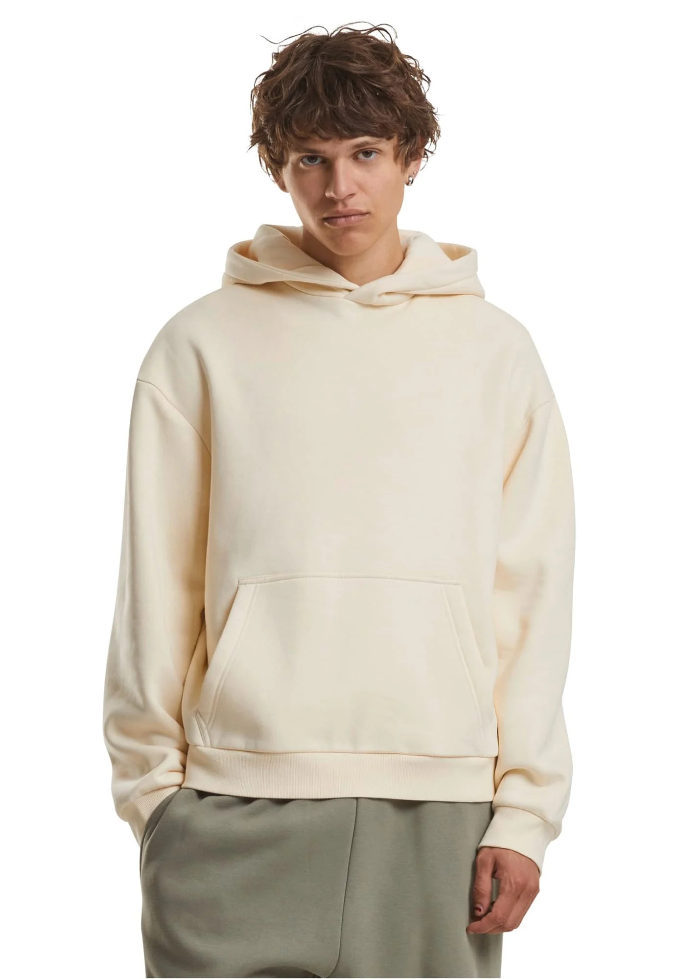BY284 - Sweat capuche au toucher doux