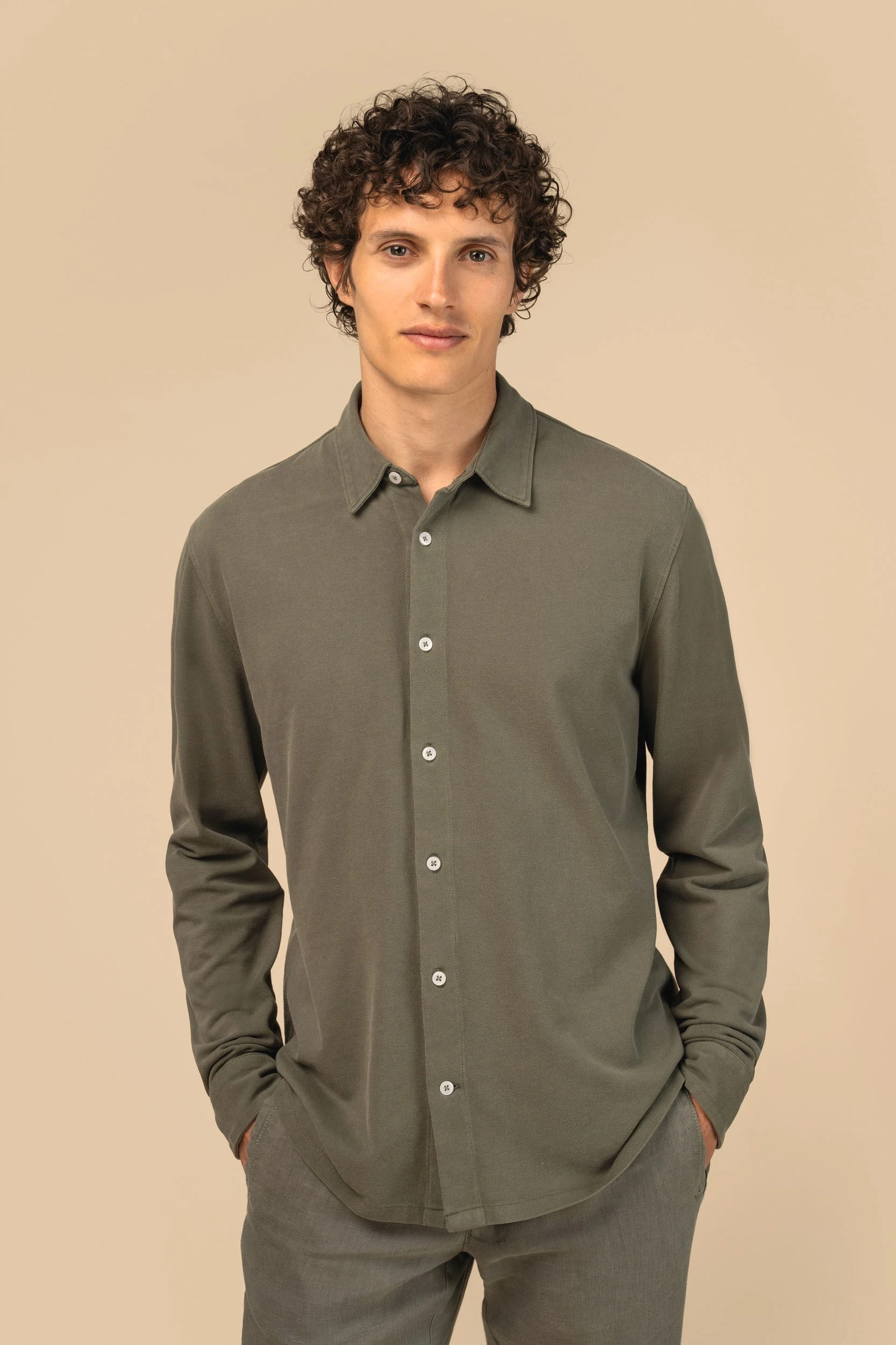SP529 - Chemise écoresponsable délavée en maille piquée homme