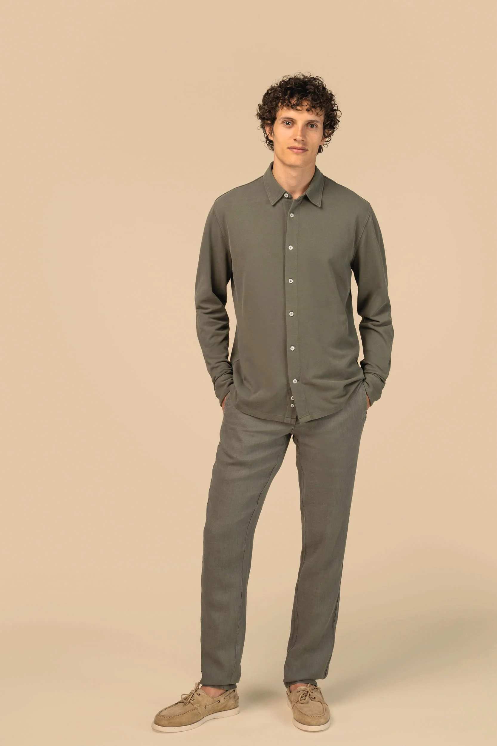 SP529 - Chemise écoresponsable délavée en maille piquée homme – Image 2