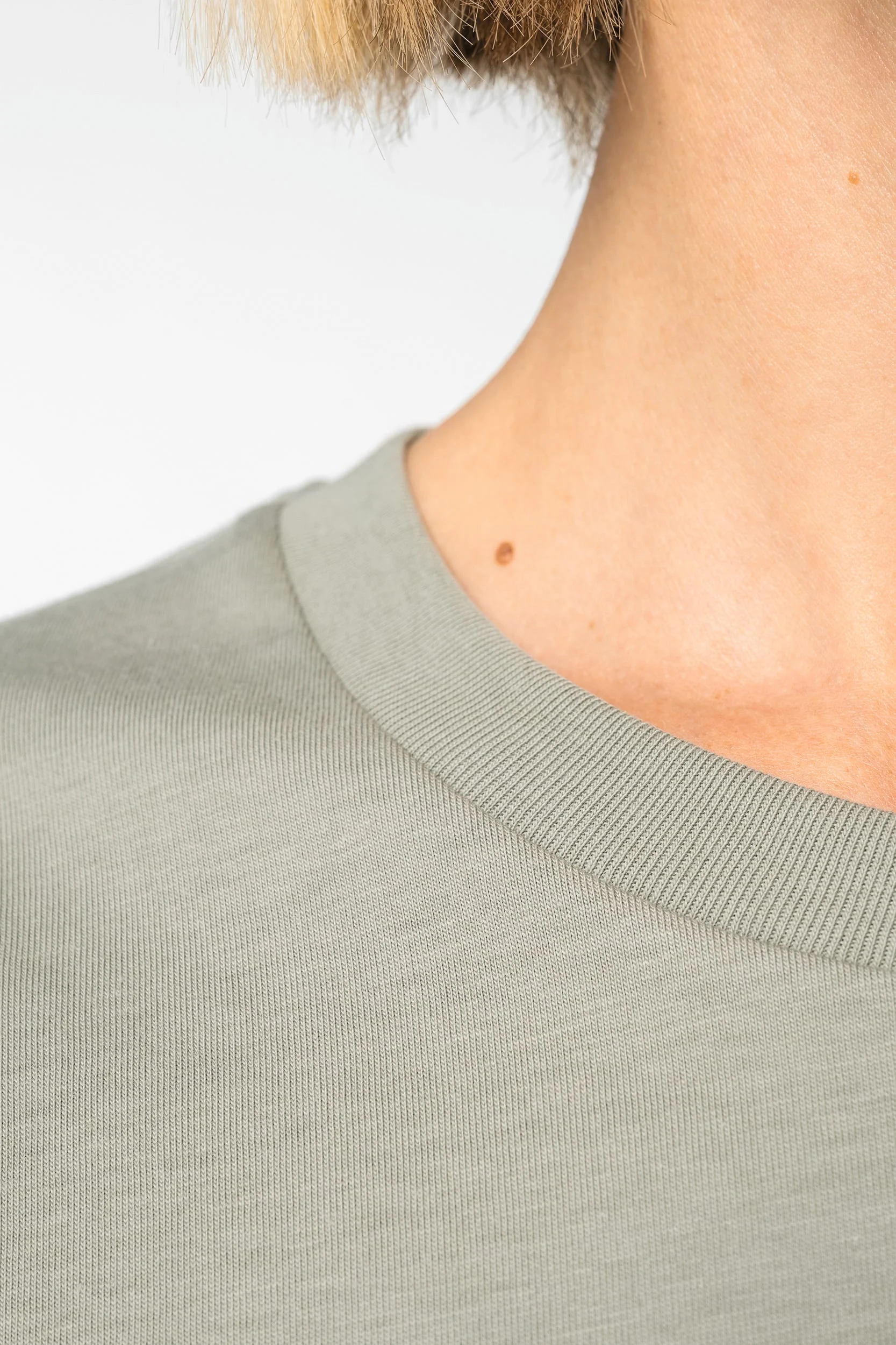 NS349 - T-shirt écoresponsable boxy à épaules tombantes femme – Image 9