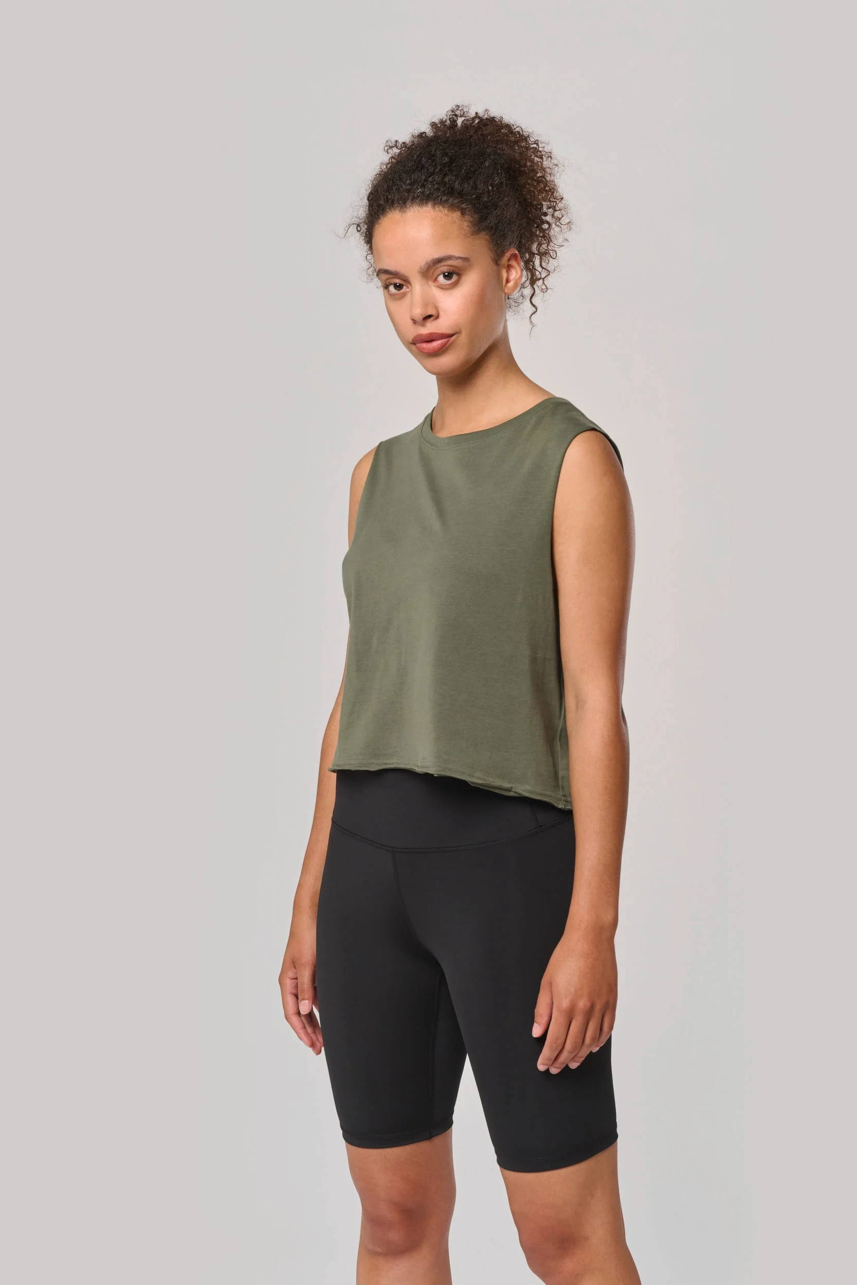 PA499 - T-shirt crop sans manches femme – Image 3