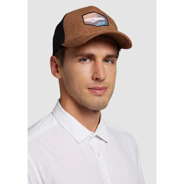 MH2209 - Casquette trucker à 5 panneaux en velours côtelé. Casquette trucker à 5 panneaux avec un tissu en velours côtelé 210 g/m² à l'avant et un panneau arrière en maille de polyester. La combinaison d'un s