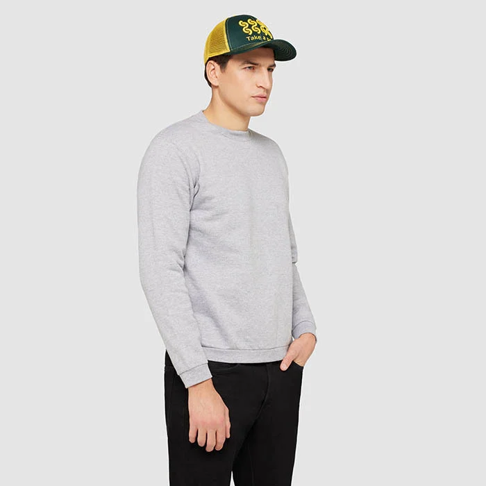 MH2212 - Casquette trucker 6 panneaux en rPET. Profil moyen.