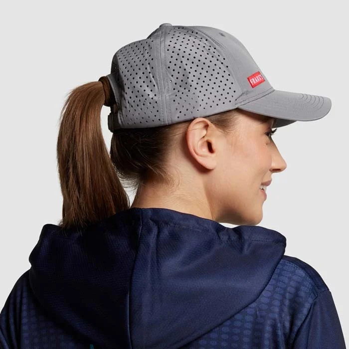 MH2336 - Casquette de baseball en pongé avec dos en maille perforée.