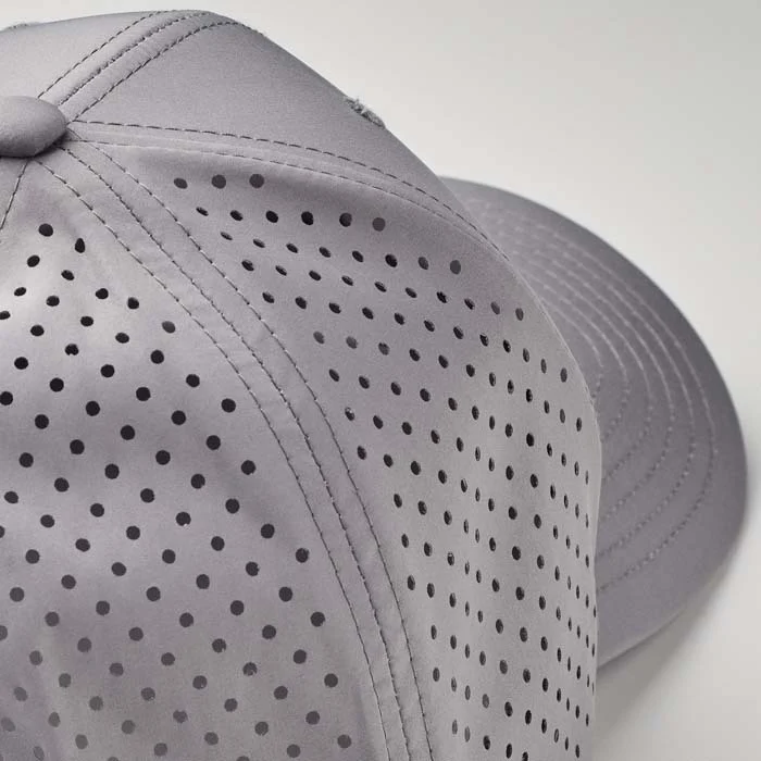 MH2336 - Casquette de baseball en pongé avec dos en maille perforée.