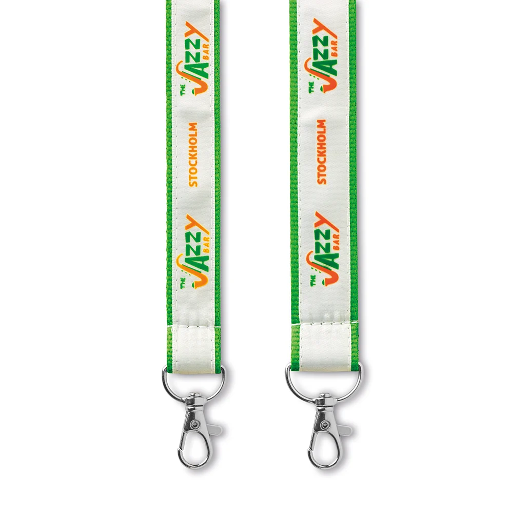 ML1131 - Lanyard en polyester avec superposition de satin imprimé en sérigraphie.