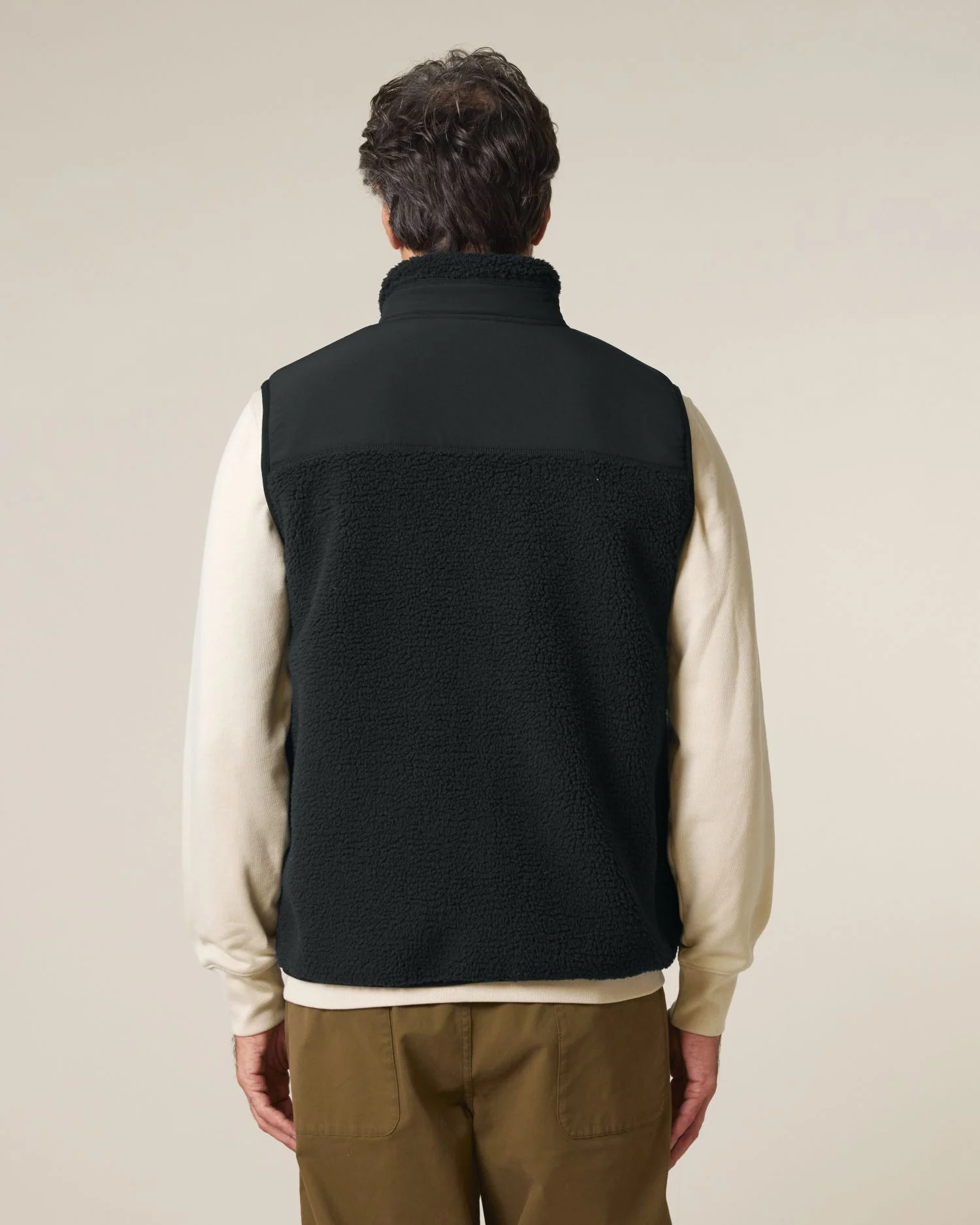 STJU249 - Liner - Black